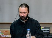 При голям интерес премина срещата с отец Николай 
