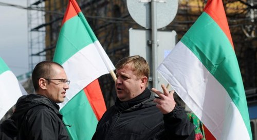Не на новините на турски език, викнаха ВМРО пред СЕМ