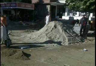 След няколко дни ще приключи ремонът на площада в Литаково Скрийншот