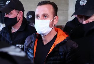 Борислав Колев, на когото са предадени изтеглените от банка 53 милиона лева за строителството на автомагистрала Хемус, се е подвизавал като технически ръководител на ремонта на републиканския път Ботевград- Литаково Скрийншот
