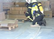 Пожарникари и доброволци гасиха „пожар” в „Етропал”