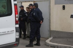 Увеличават заплатите на полицаите с 5-10 процента