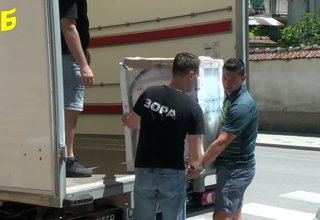 Дневният център за деца и младежи с увреждания получи дарение домакински електроуреди. Средствата за дарението са събрани в кампанията от „Дете за дете“. Скрийншот