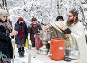 Именик извади кръста от ледените води на Стара река 