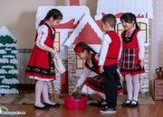 Януарските традиционни празници и именни дни празнуваха днес в ДГ „Славейче“