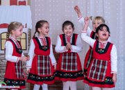 Януарските традиционни празници и именни дни празнуваха днес в ДГ „Славейче“