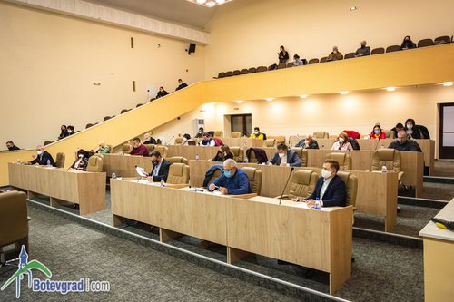 Започна редовното заседание на ОбС Ботевград