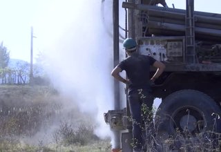 Започна сондаж за търсене на подземни водоизточници в Боженица Скрийншот
