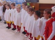 Деца от Детска градина “Звънче“ поднесоха празнична програма в Дома за възрастни хора “Д-р Адриян Атанасов“ 