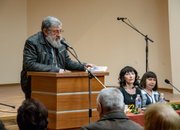 Деян Енев –журналист и писател: Конкурсът “Стамен Панчев“ възстановява и издига паметта на един български поет