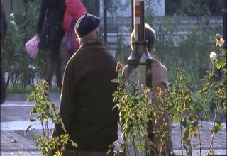 Всички пенисонери в община Ботевград ще получат по 20 лева за Великден Скрийншот