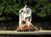 Членове на РК "Традиция" - Етрополе участваха във възстановка на Бузлуджа