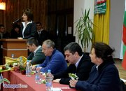 Станишев лично агитира ботевградчани да гласуват на референдума