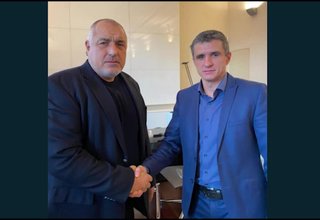 Министър-председателят Бойко Борисов се срещна с кмета на Ботевград Иван Гавалюгов по повод водоснабдяването в града Скрийншот