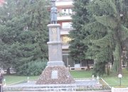 С панихида и поднасяне на цветя започна тържествената част от Празника на Етрополе 