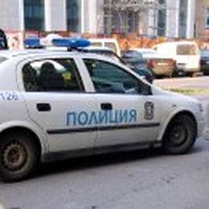 Заловиха двама да шофират в нетрезво състояние