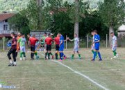 Футболистите с победа и във втората контрола