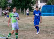 Футболистите с победа и във втората контрола