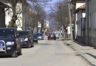 Общинските съветници взеха решение за определяне на синя зона в Ботевград Скрийншот