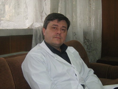 Бившият шеф на родилното отделение проговори за първи път публично, откакто напусна болницата