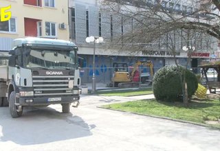 До две седмици ще започне и основният ремонт на площада Скрийншот