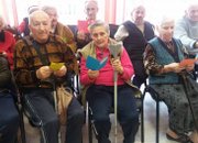 Ученици и студенти създадоха празнично настроение в Дом за възрастни хора „Д-р Адриян Атанасов”