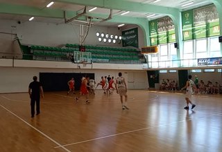 Момчетата от школата на Балкан се класираха за финалите за определяне шампиона при юношите до 16 години Скрийншот