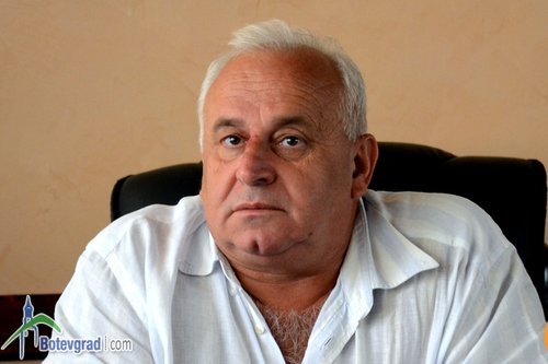 Прокуратурата иска предсрочно прекратяване на правомощията на кмета на Ботевград /допълнена/