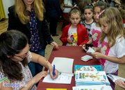 Детската писателка Цвета Белчева се срещна с ученици от Ботевград