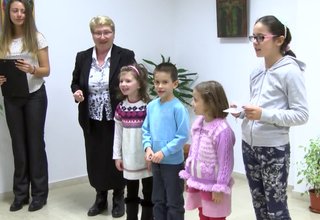 За поредна година църковното настоятелство при манастира Рождество на пресвета Богородица е инициатор за отбелязване на Деня на християнското семейство Скрийншот