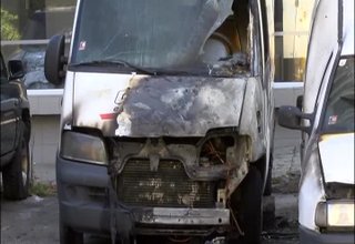 Три автомобила на куриерската фирма Еконт са запалени през изминалата нощ Скрийншот