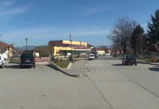 Българските общини изразиха готовност да предоставят собствените си почивни бази за настаняване на бежанци, бягащи от войната в Украйна Скрийншот