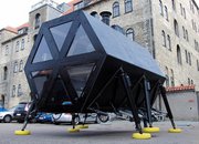 Изобретиха ходеща къща, която се измъква от наводнения