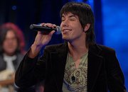 Денислав от Music Idol се сби с репортерка