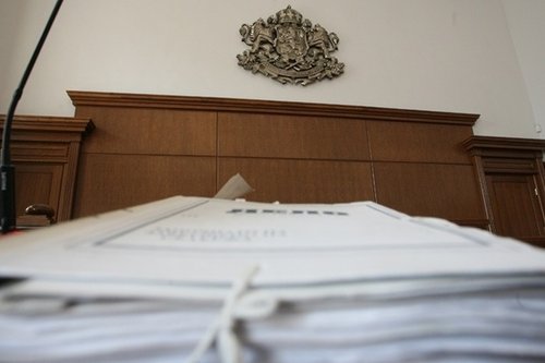 Пуснаха трима от задържаните при операцията "Шейховете"