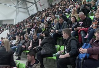 34 500 лева бяха събрани вчера на благотворителния концерт в Арена Ботевград Скрийншот