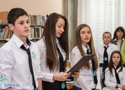 Гимназисти посветиха открит урок на Деня на Земята и се включиха в инициативата „Маратон на четенето” 