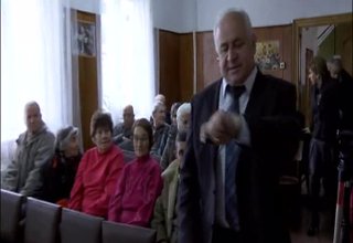 Кметът на общината Георги Георгиев днес се срещна с жителите на Радотина и Краево Скрийншот
