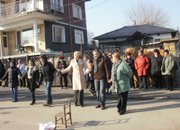 За поредна година обичаят „топене на пръстени” събра десетки ботевградчани