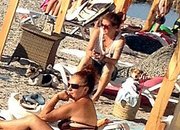 Калин Врачански с ново гадже на море