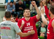 Балкан поведе с 2-1 след победа с 82-78 в Ботевград