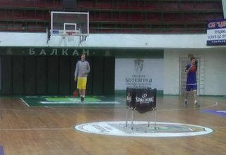 Утре мъжкият баскетболен отбор на Балкан ще изиграе първото си домакинство в турнира на Балканската лига срещу румънския Крайова Скрийншот