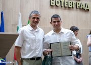 50 абитуриенти бяха удостоени с почетна грамота “Отличен зрелостник на община Ботевград“