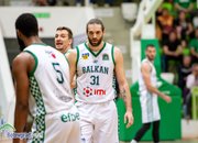След изстрадана победа Балкан поведе  с 2-1 срещу Левски Лукойл