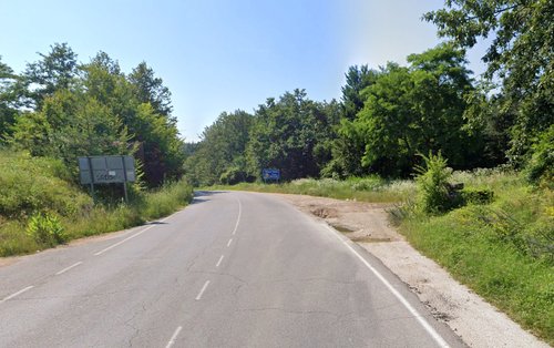 Мотоциклетист е с опасност за живота след катастрофа с лек автомобил на пътя Правец-Етрополе