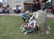 ЕТРОПОЛЦИ СЕ ПОКЛОНИХА ПРЕД ГЕРОИЧНАТА СМЪРТ НА АПОСТОЛА
