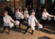 Още една елха светна тази вечер в Етрополе