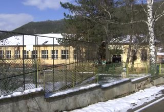 Регионалното управление по образованието даде разрешение на община Ботевград да се разпореди с имота на старото училище във Врачеш Скрийншот