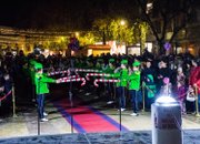 Грейнаха коледните светлини на елхата в Ботевград