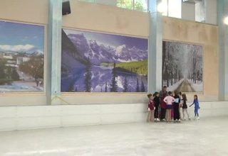 Малките фигуристи от Ботевград показаха пред публика какво са научили за една година тренировки Скрийншот